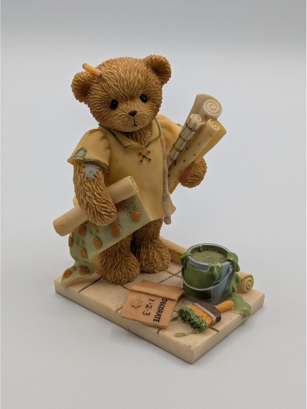 Cherished Teddies Laurel You've Decorated My World With Love (111304) 2002